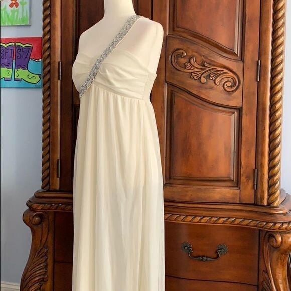 Off white maxi dress- size S/M - Picture 3 of 7